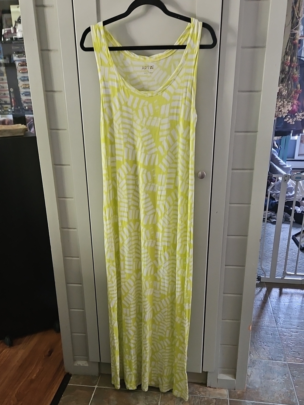 Apt. 9 Yellow & White Geometric Maxi Tank Dress Sz Large Ptp22+ L58